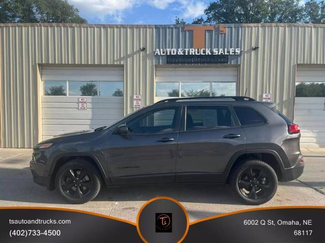 2018 Jeep Cherokee Latitude FWD photo