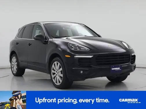 2018 Porsche Cayenne  AWD photo