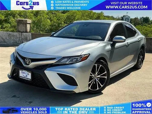 2018 Toyota Camry SE FWD photo