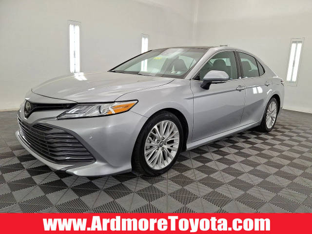 2018 Toyota Camry XLE V6 FWD photo