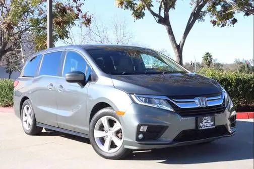 2018 Honda Odyssey EX-L FWD photo