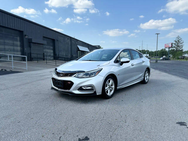 2017 Chevrolet Cruze LT FWD photo