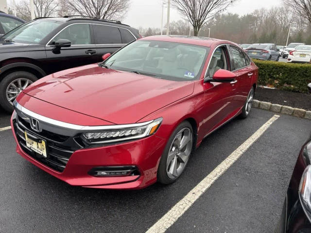 2018 Honda Accord Touring 2.0T FWD photo