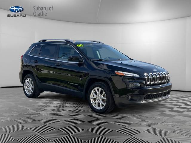 2018 Jeep Cherokee Latitude Plus FWD photo