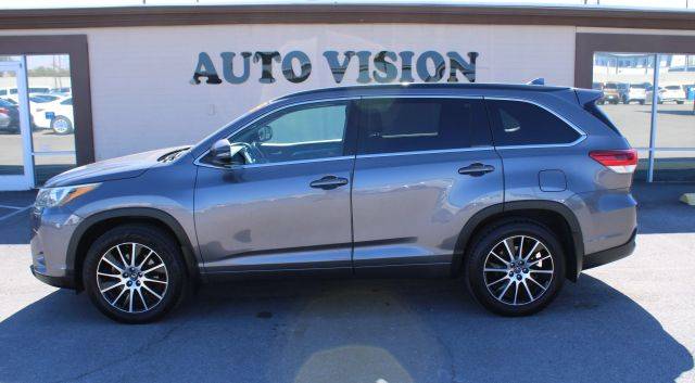 2018 Toyota Highlander SE AWD photo