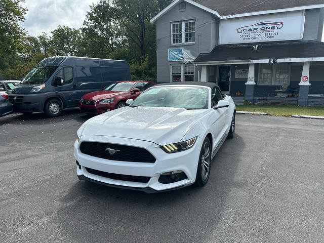 2017 Ford Mustang EcoBoost Premium RWD photo