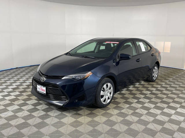 2018 Toyota Corolla LE FWD photo
