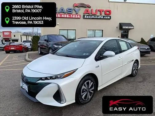 2017 Toyota Prius Prime Premium FWD photo