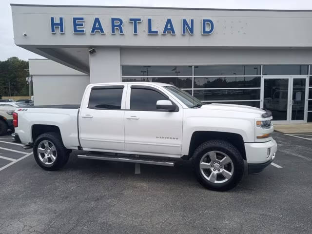 2018 Chevrolet Silverado 1500 LT 4WD photo