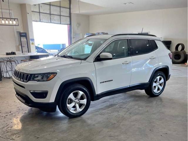 2018 Jeep Compass Latitude FWD photo