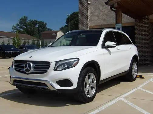 2018 Mercedes-Benz GLC-Class GLC 300 AWD photo