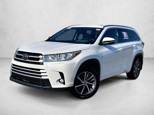 2018 Toyota Highlander XLE AWD photo