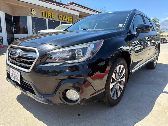 2018 Subaru Outback Touring AWD photo