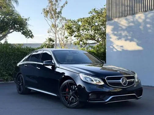 2015 Mercedes-Benz E-Class E 63 AMG S-Model AWD photo