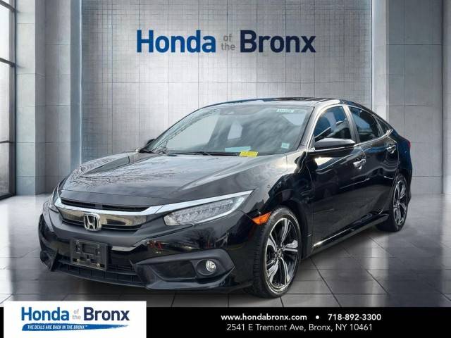 2017 Honda Civic Touring FWD photo
