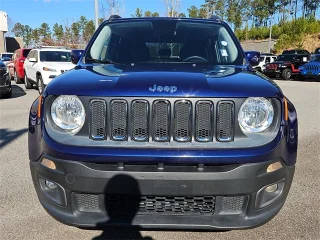 2017 Jeep Renegade Latitude FWD photo