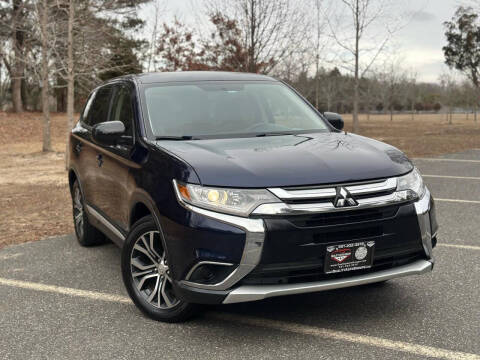 2018 Mitsubishi Outlander ES FWD photo