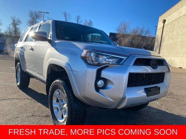 2016 Toyota 4Runner SR5 4WD photo