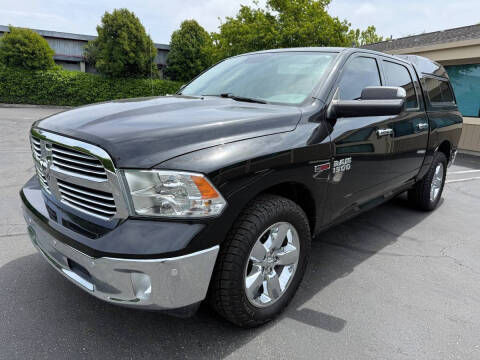 2017 Ram 1500 Big Horn 4WD photo
