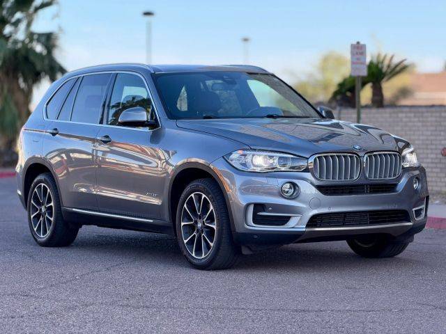 2018 BMW 5 Series 530i xDrive AWD photo