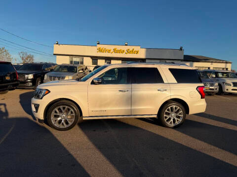 2018 Ford Expedition Platinum RWD photo