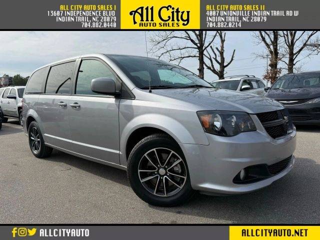 2018 Dodge Grand Caravan SE Plus FWD photo