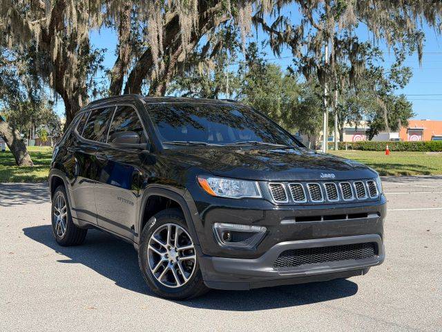 2018 Jeep Compass Latitude FWD photo