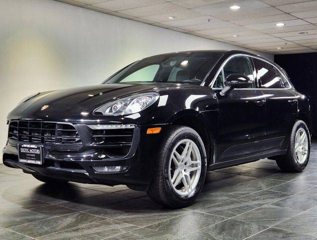 2015 Porsche Macan S AWD photo