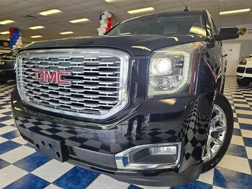 2018 GMC Yukon Denali 4WD photo