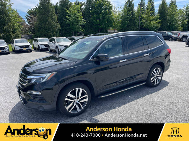 2017 Honda Pilot Elite AWD photo