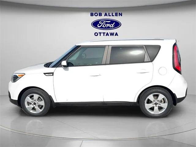 2018 Kia Soul Base FWD photo