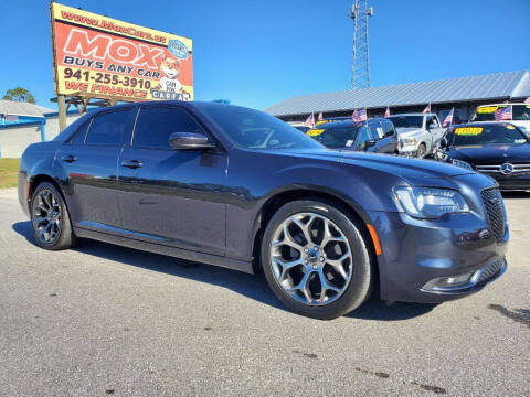 2017 Chrysler 300 300S RWD photo