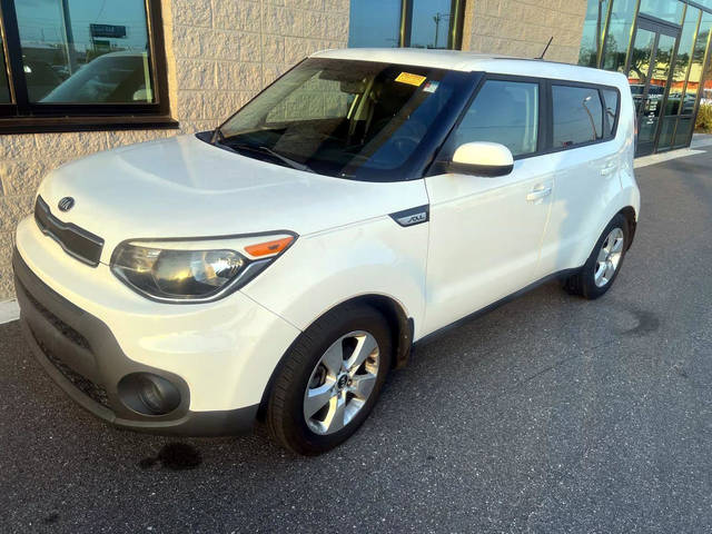 2018 Kia Soul Base FWD photo