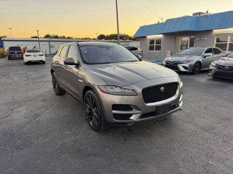 2018 Jaguar F-Pace 25t Prestige AWD photo