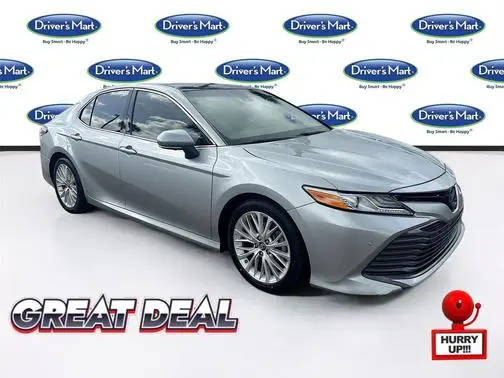 2018 Toyota Camry XLE FWD photo