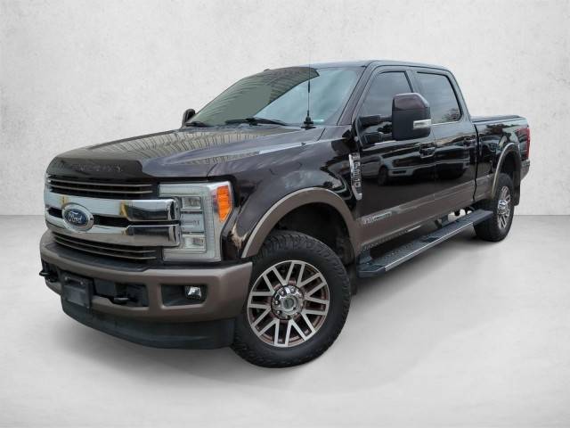2018 Ford F-350 Super Duty King Ranch 4WD photo