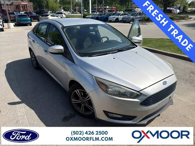 2018 Ford Focus SE FWD photo