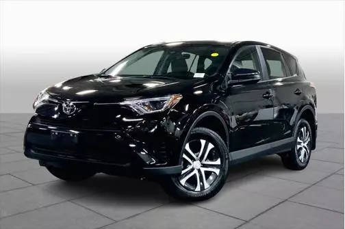 2018 Toyota RAV4 LE AWD photo