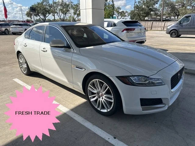 2017 Jaguar XF 35t Prestige AWD photo