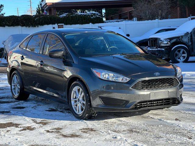 2018 Ford Focus SE FWD photo
