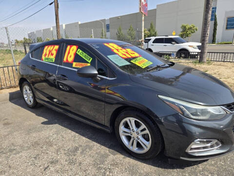 2018 Chevrolet Cruze LT FWD photo