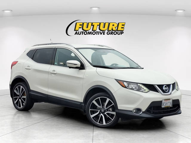 2017 Nissan Rogue Sport SL AWD photo