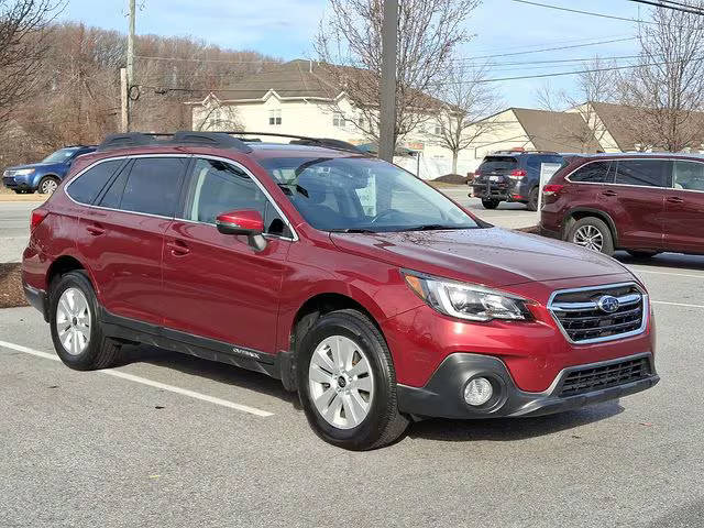 2018 Subaru Outback Premium AWD photo