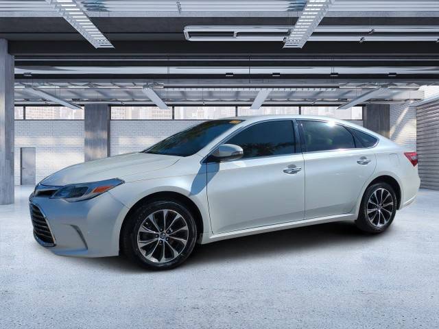 2018 Toyota Avalon XLE FWD photo