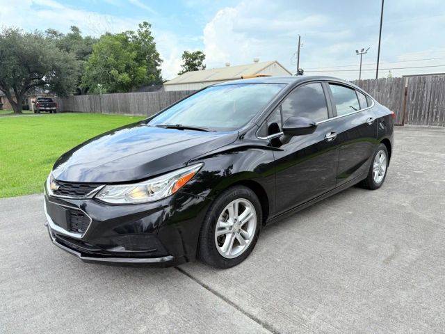 2017 Chevrolet Cruze LT FWD photo