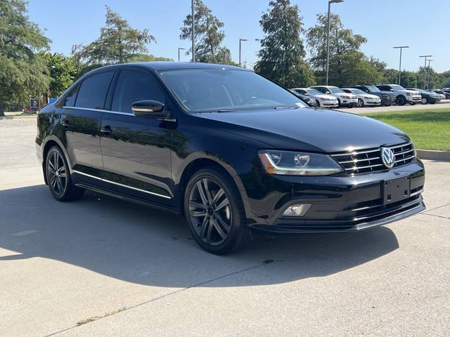 2018 Volkswagen Jetta 1.8T SEL FWD photo