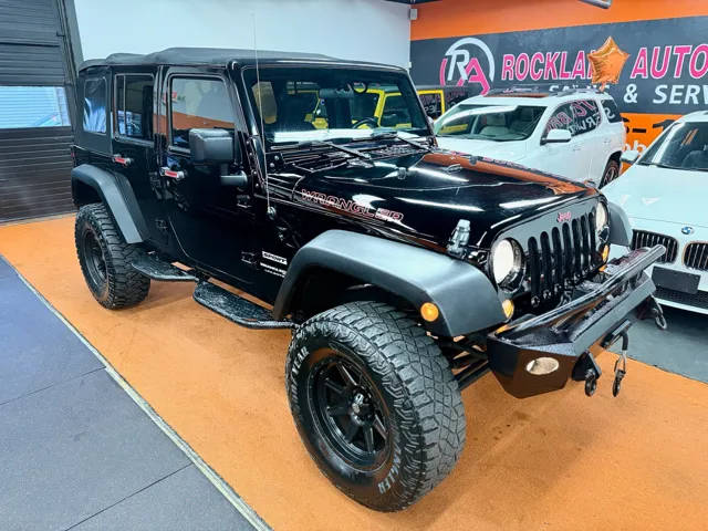 2018 Jeep Wrangler Unlimited Sport 4WD photo