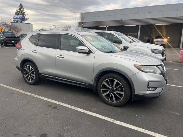 2018 Nissan Rogue SL FWD photo