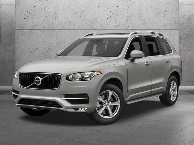 2018 Volvo XC90 Momentum AWD photo