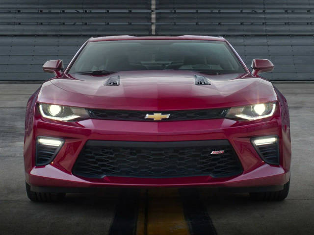 2018 Chevrolet Camaro 1SS RWD photo